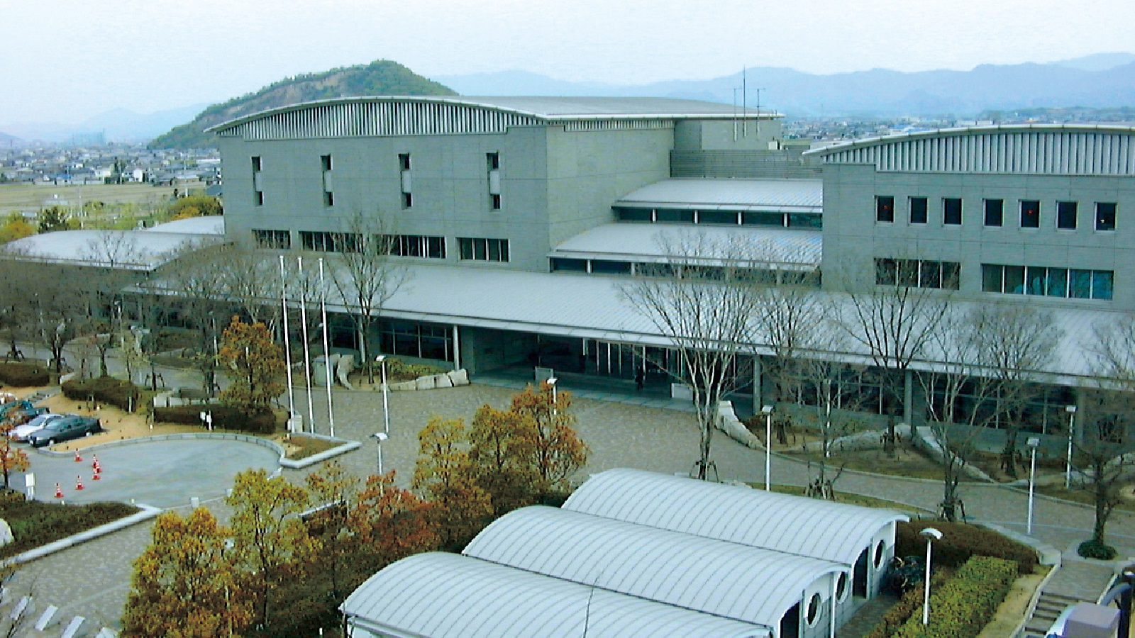 香川県立図書館