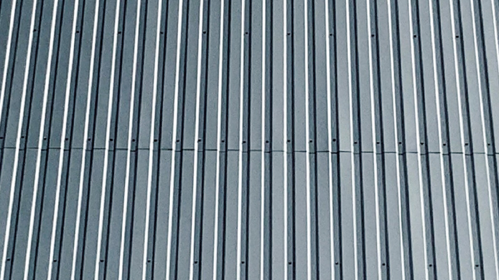 ユニサイディング７５０